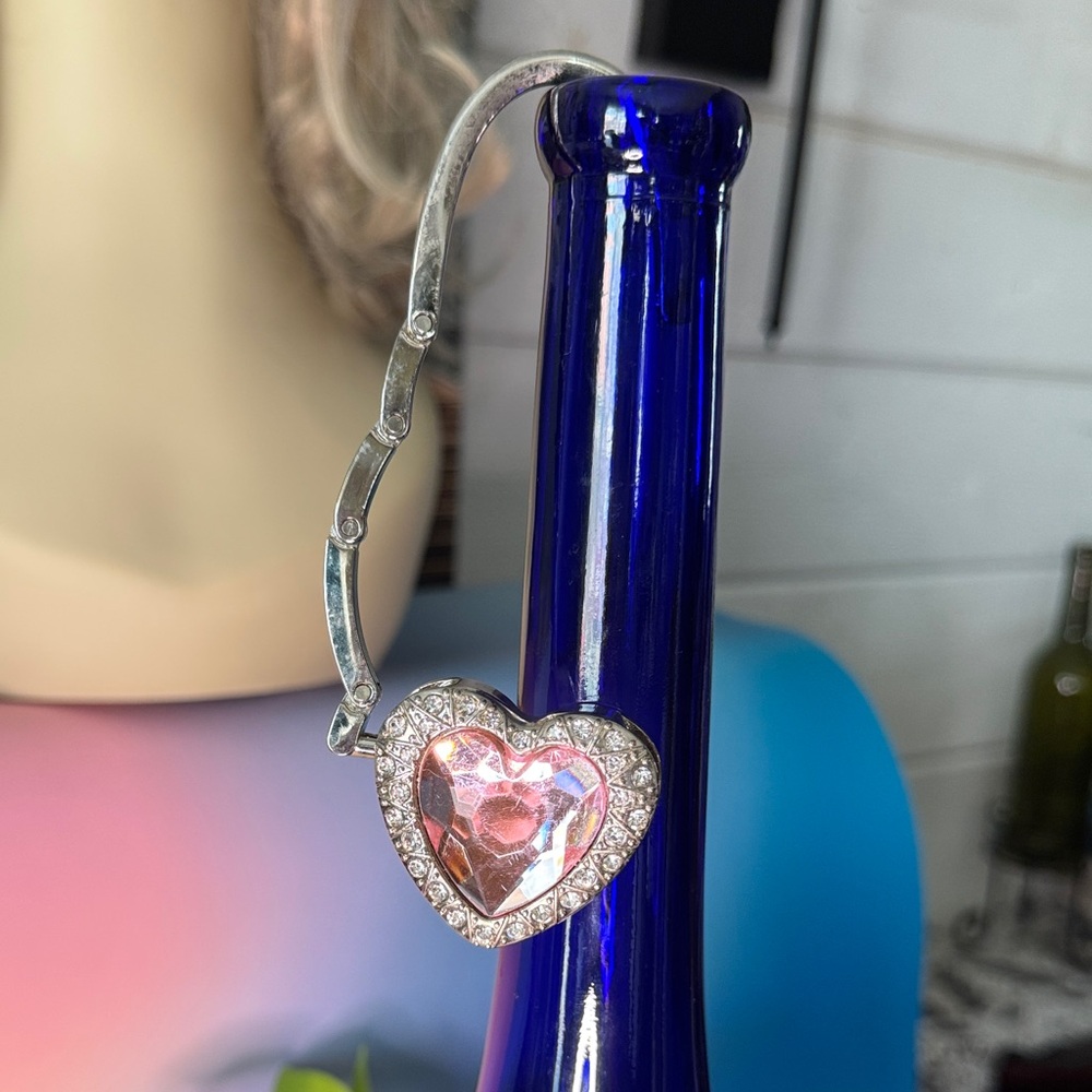 Purse hanger:Heart-Shaped Pink Crystal purse hanger